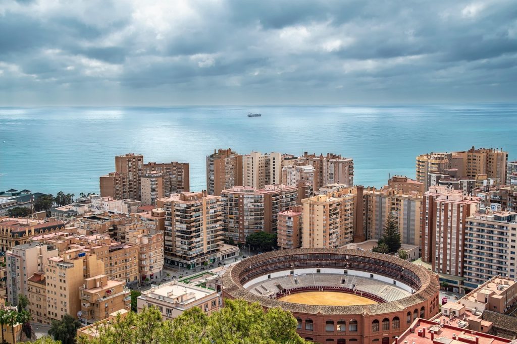 Málaga Travel Guide: Best Things to Do, Beaches & Local Tips