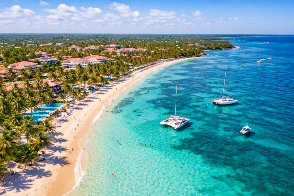 Dominican Republic Travel Guide Santo Domingo colonial streets and historic buildings