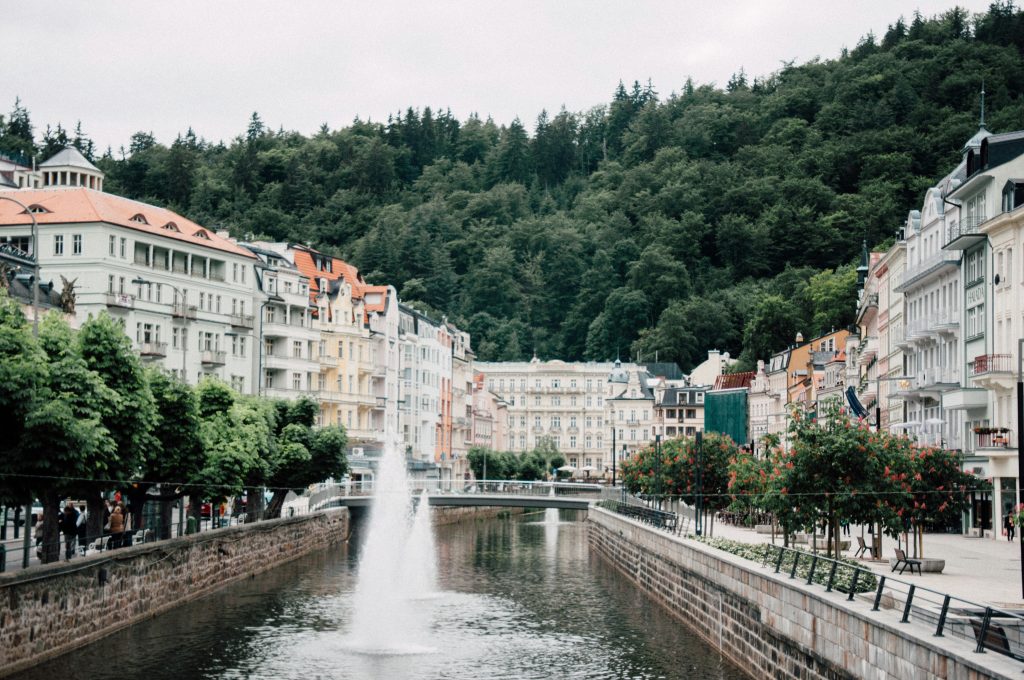 Karlovy Vary Travel Guide: Spa Town, Thermal Springs, Hotels & Tips