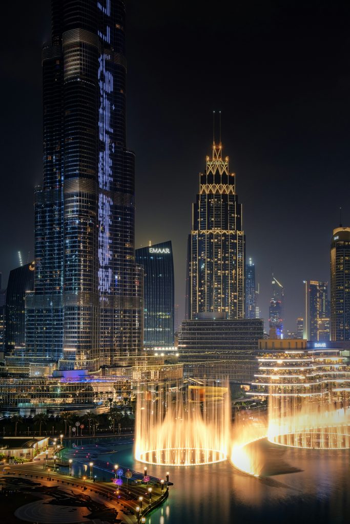 Dubai travel guide Dubai Fountain water show in front of Burj Khalifa at night