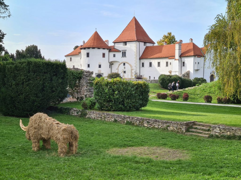 varazdin croatia baroque architecture colorful buildings historic town day trip from zagreb