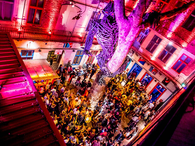 crowded ruin bar atmosphere in Budapest at night
